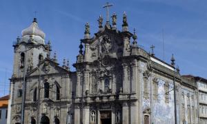 Церковь Святого Франциска в Порту: философия роскошной скромности Церковь сан франсишку в порту